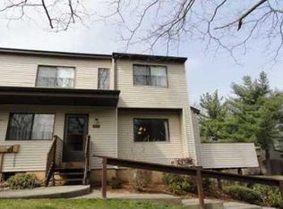 655 Cypress Rd, Newington, CT 06111