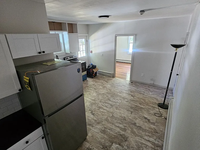 301 Stillwater Rd #3 — Photo 5