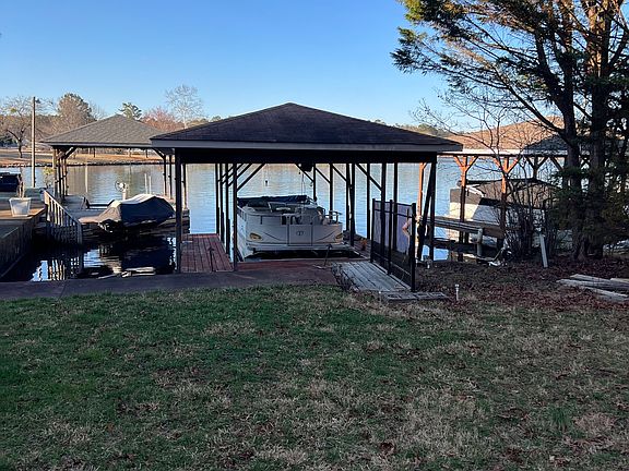 5th image of 1112 Lookout Ct