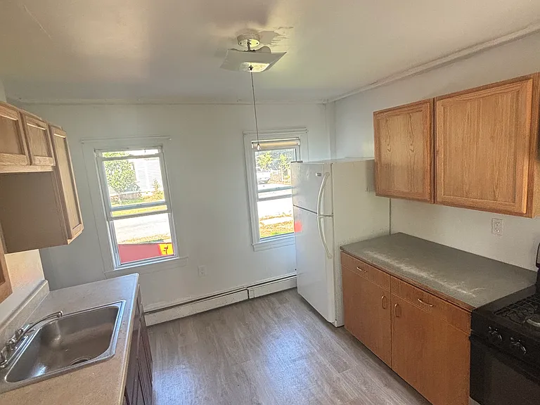 270 South St — Photo 3