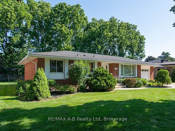5th image of 174 Neal Ave