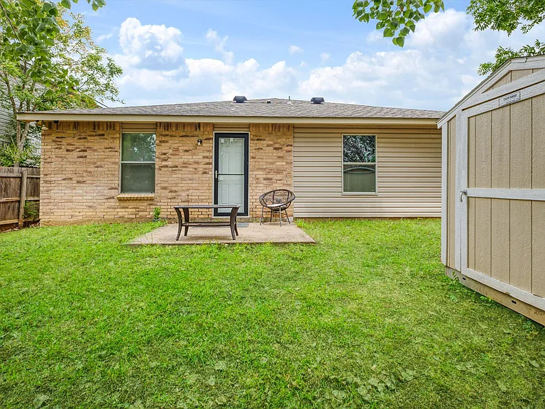 2120 Shawnee Trl — Photo 19