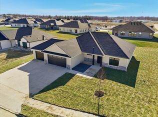 14591 Wellstead Dr, Hallsville, MO 65255