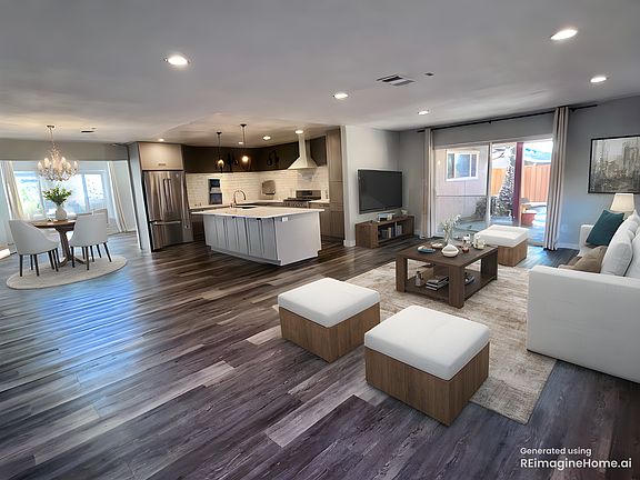 Family/kitchen/dining