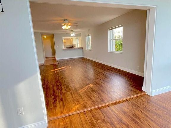 5th image of 400 Wilma Cir APT 201