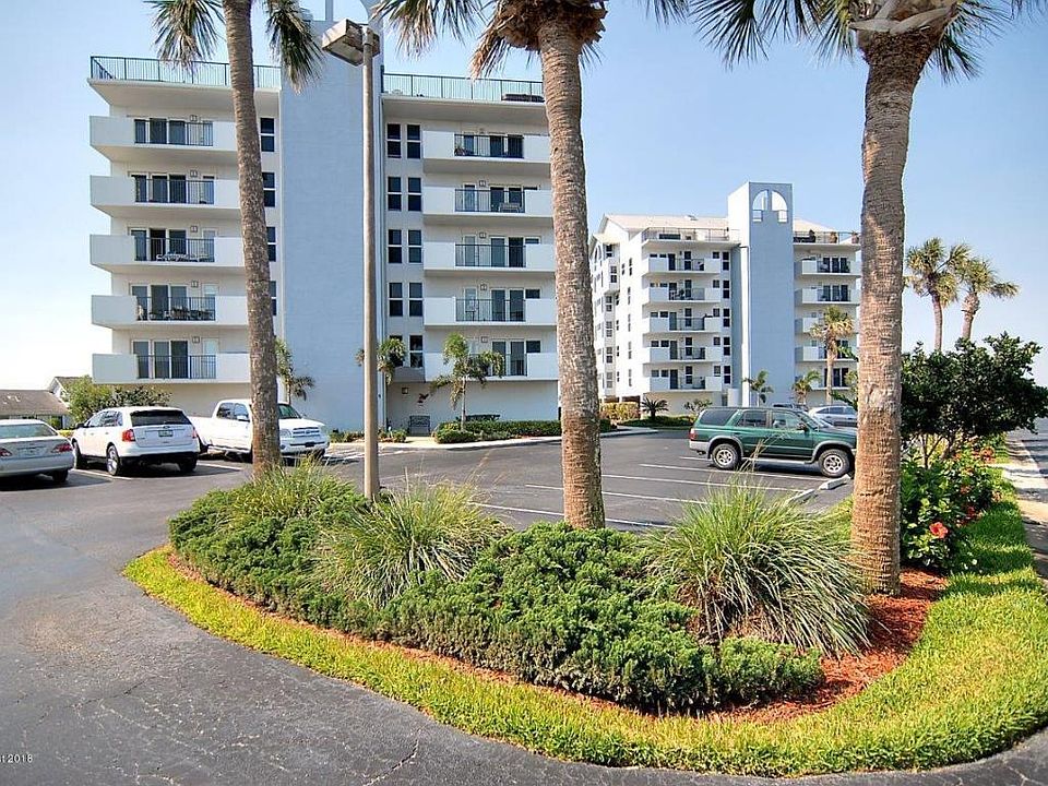 1st image of 215 Ballyshannon St #102