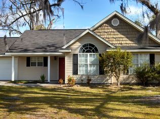 630 Strickland Ave, Blackshear, GA 31516