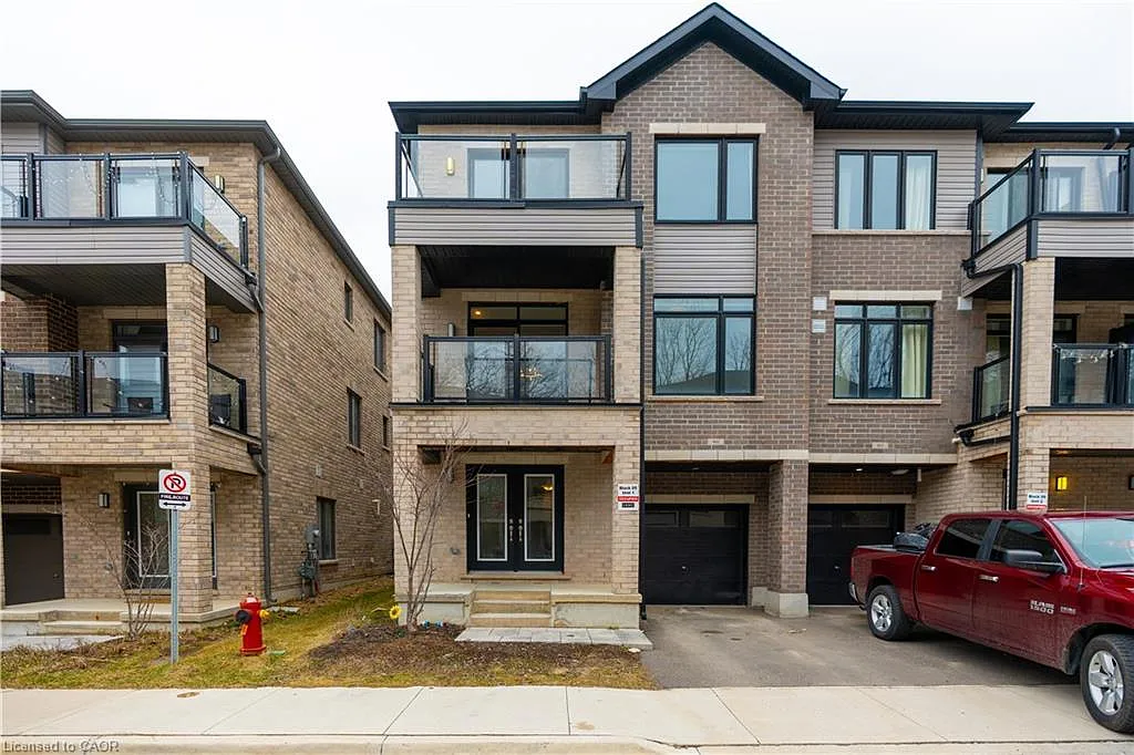 585 Colborne St E #901 photo 1