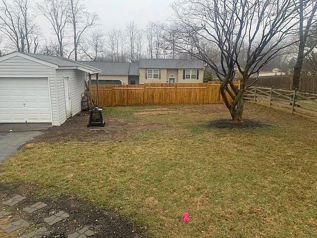 1426 Fairmount Rd — Photo 14
