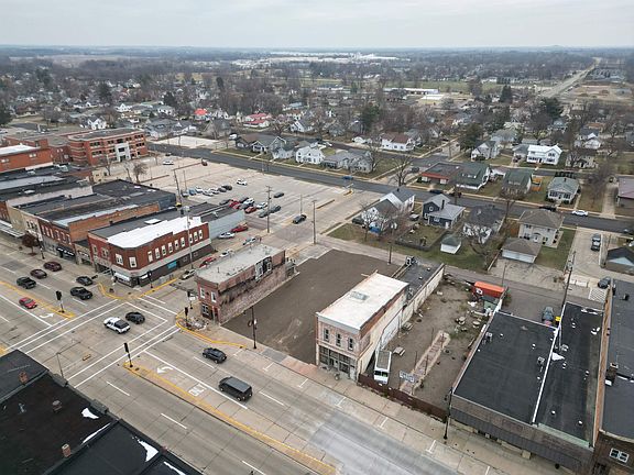 4th image of 1102 Superior Ave