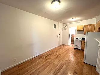Rented by Best Apartments North Inc