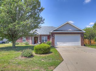 1508 Brewster Ln, Webb City, MO 64870