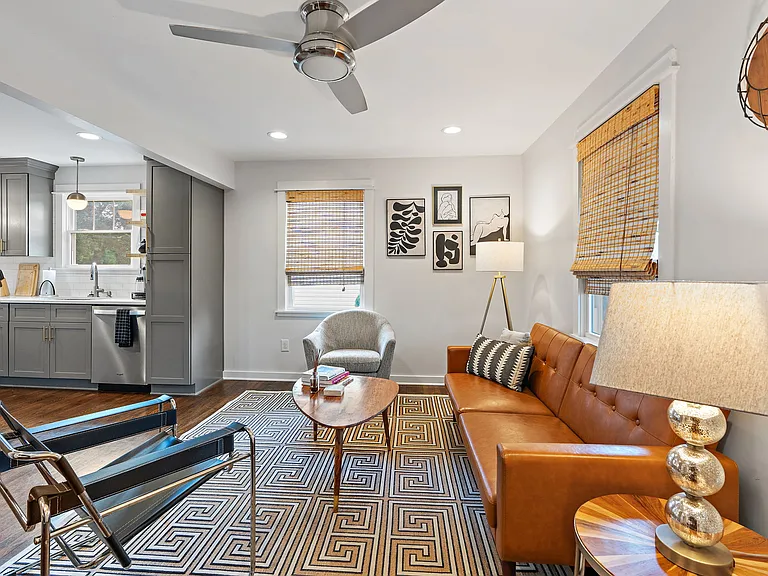 2706 Deerfield Dr — Photo 24