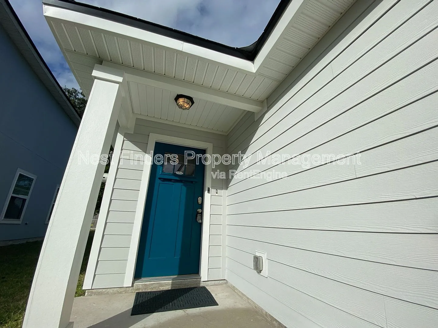 3 bed, 2.0 bath, 1266 sqft, $1,800 — Photo 3