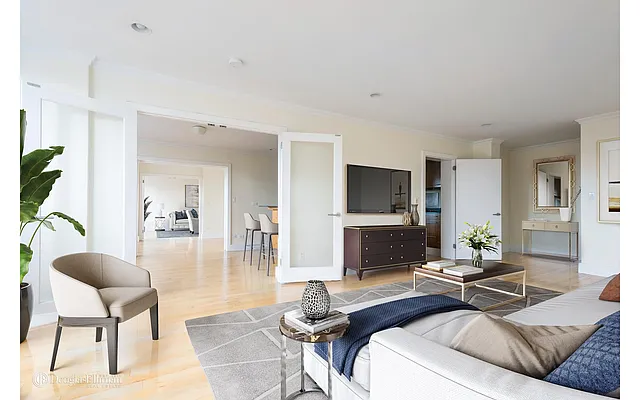 Rented by Douglas Elliman | media 25