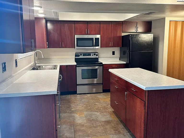 5805 W Evans Dr — Photo 10