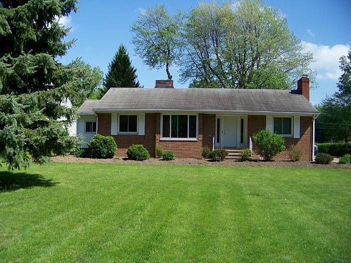 6977 Big Creek Pkwy, Middleburg Heights, OH 44130 Zillow