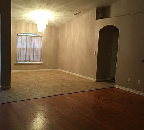 5th image of 1228 Rosewood St