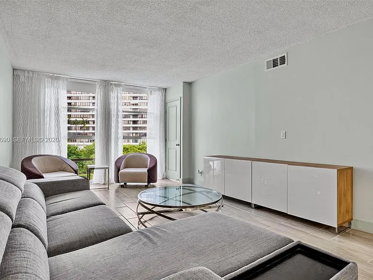 501 Three Islands Blvd #518 — Photo 10