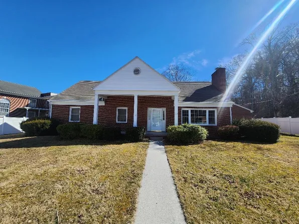 110 Schoolhouse Ln, Marlinton, WV 24954