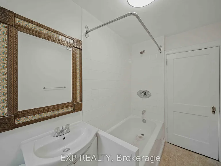 452 Sunnyside Ave — Photo 18