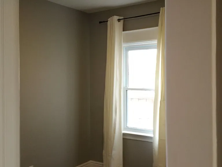 210 Pearson Ave #MAIN — Photo 9