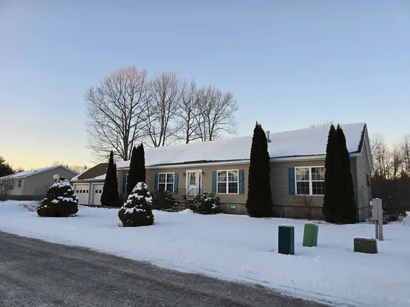 44 Sagebrush Drive, Rochester, NH 03867