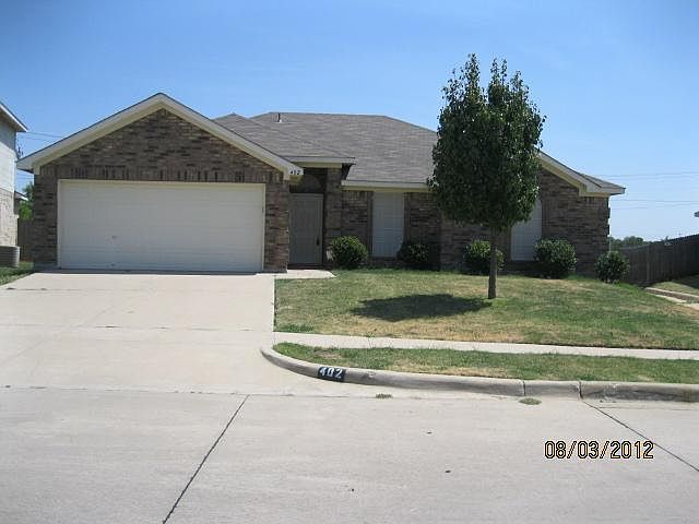 1st image of 402 McMurtry Dr