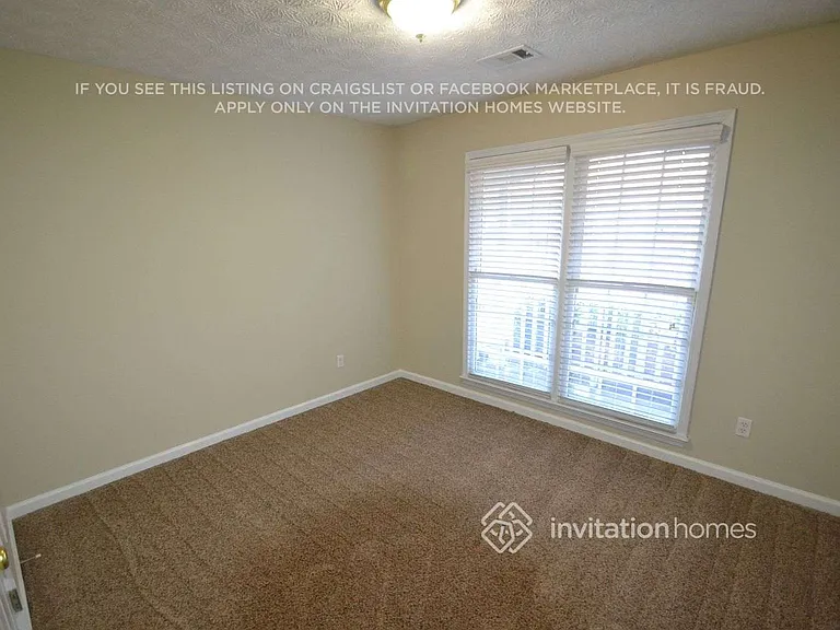 211 Johnstons Way — Photo 8