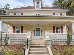 204 S Logan Blvd, Burnham, PA 17009