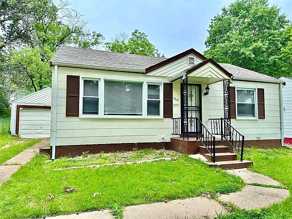 5th image of 7819 Underhill Dr