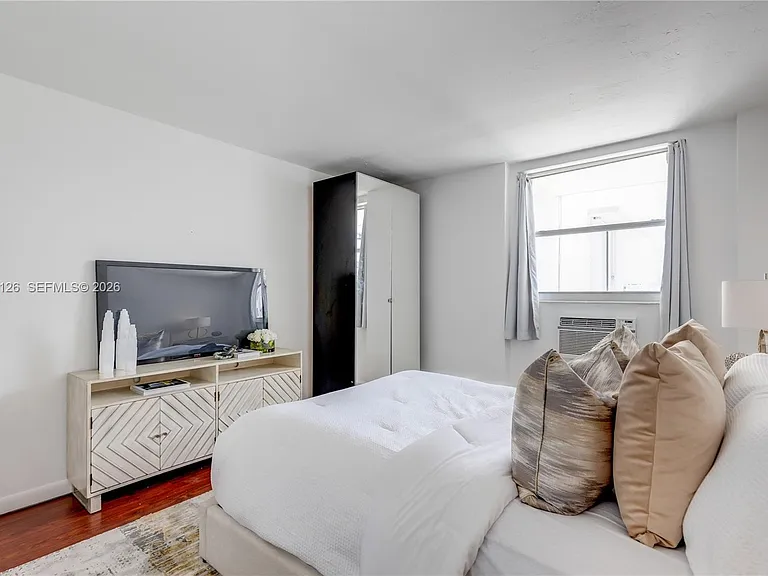 1300 Lincoln Rd #B802 — Photo 17