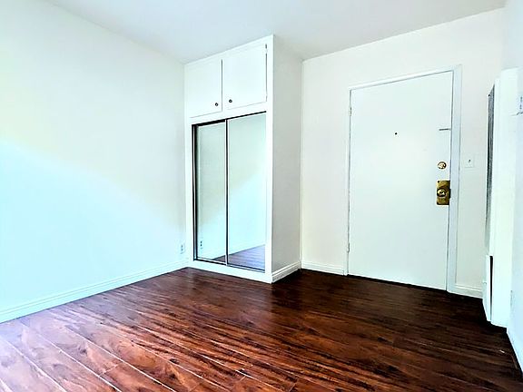 5th image of 1811 Tamarind Ave #0B-137Sqft