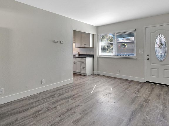5th image of 833 Jeanne Ave APT 3