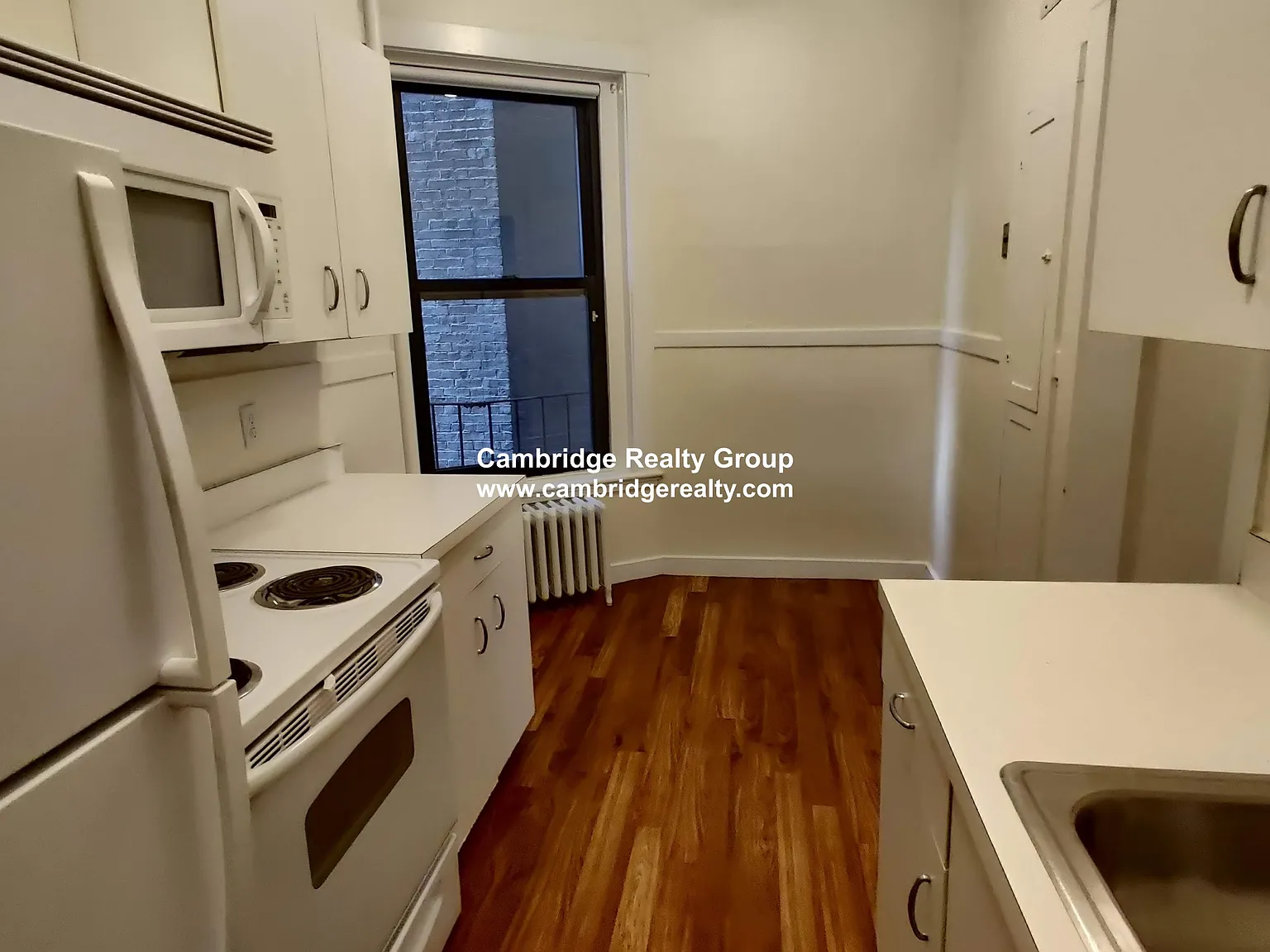 1 bed, 1.0 bath, $3,500 — Photo 2