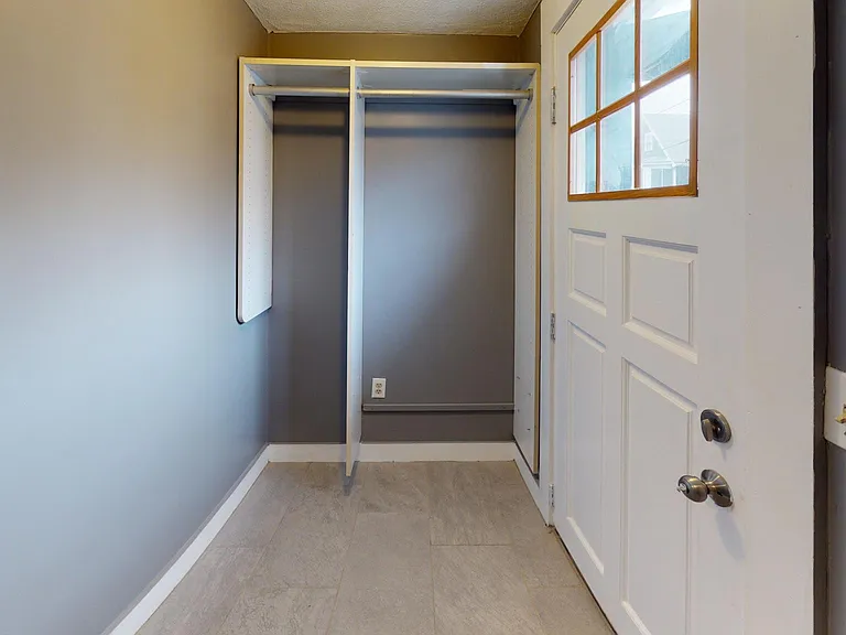 19 Charles St #2 — Photo 6