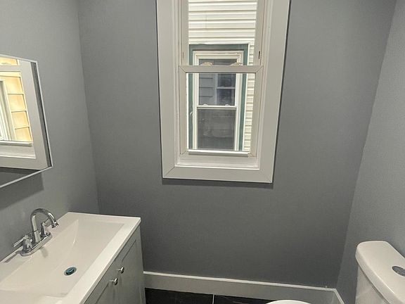 5th image of 430 Avon Ave Floor 3