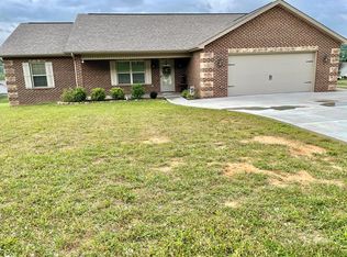 2010 Bill Hicks Dr, Seymour, TN 37865
