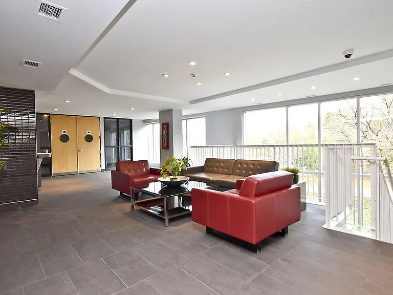 250 Lett St #502 — Photo 4