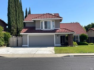 208 Pepperell Ct, Vacaville, CA 95688