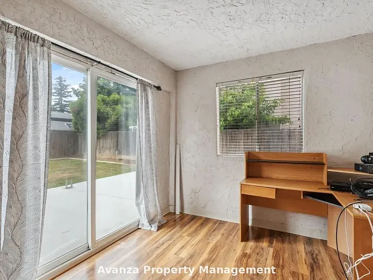 4129 W Regency Ave — Photo 22