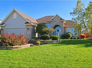 5901 Wynbrook Ct, Racine, WI 53406