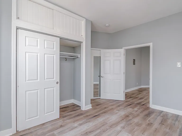 86 W 27th St #4 — Photo 11