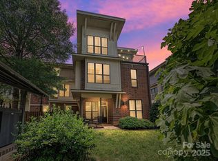 956 Warren Burgess Ln, Charlotte, NC 28205