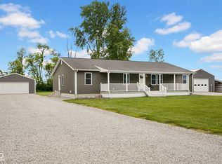 1295 Colonial Dr, Seymour, IN 47274