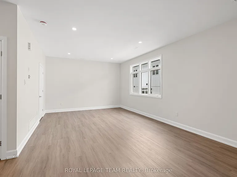 6952 Notre Dame St #B — Photo 9