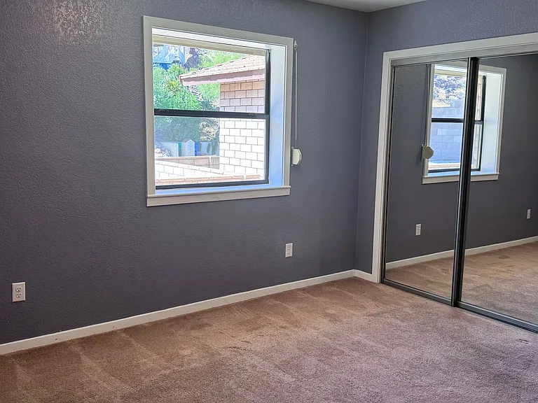 857 Robinson Ln — Photo 17