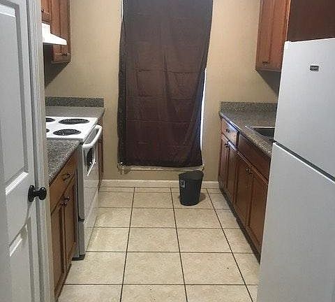 Kitchen Middle
