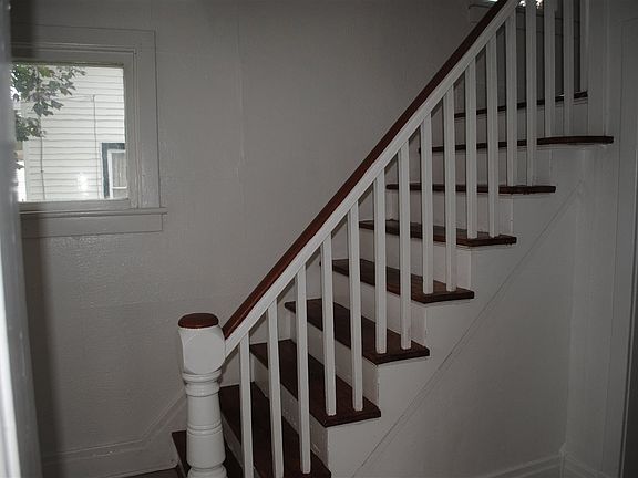 5th image of 79 Ober St