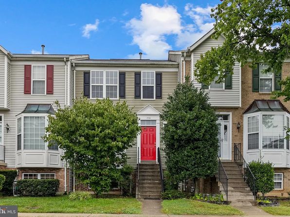 1410 Jed Forest Dr, Crofton, MD 21114